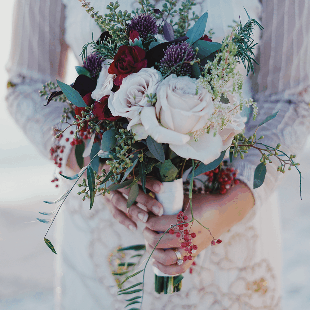 Wedding Bouquet/Photo by Natasha Fernandez from Pexels
